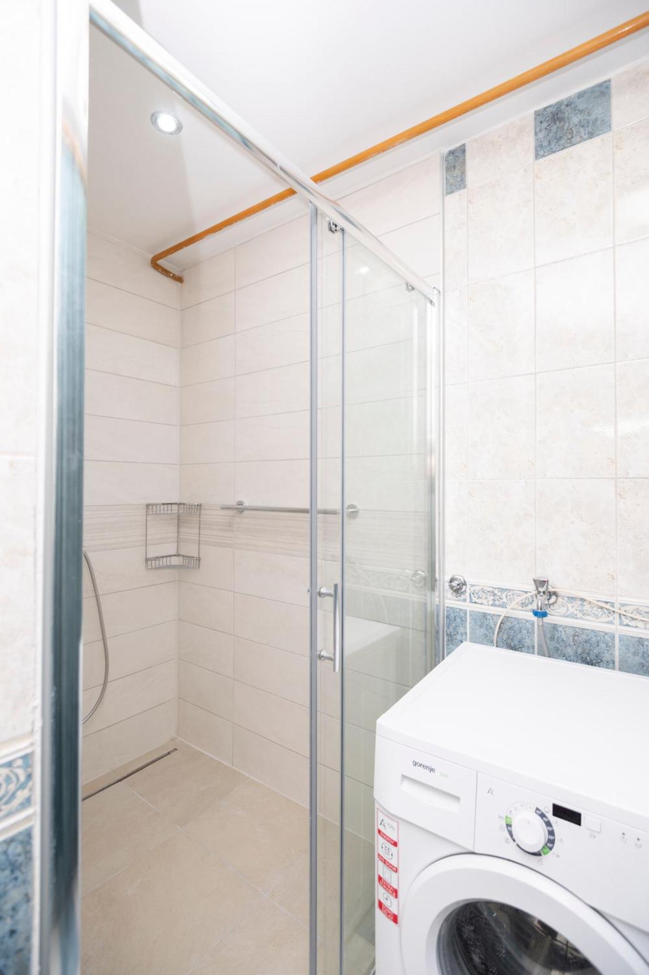 Royal Meeting Point Family & Group Friendly Up To 8 * Sarajevo